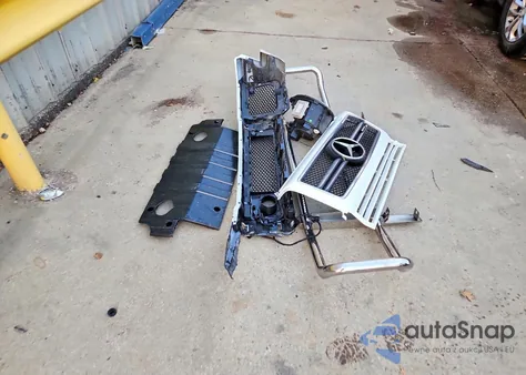 2016 Mercedes-Benz G 63 Amg z USA, uszkodzony, nr VIN WDCYC7DF4GX243761